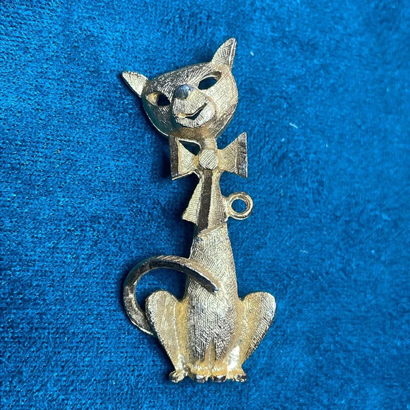 Jewelry - Vintage Retro Gold Tone Kitty Cat Brooch